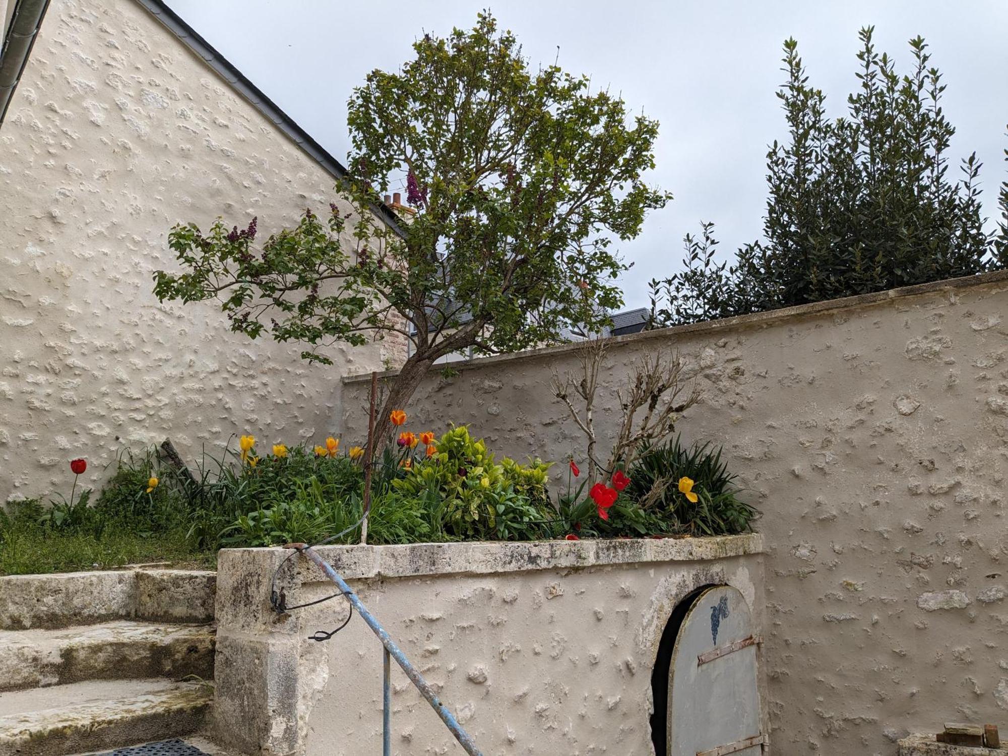 La Sourciere Beaugency Hotel Exterior photo