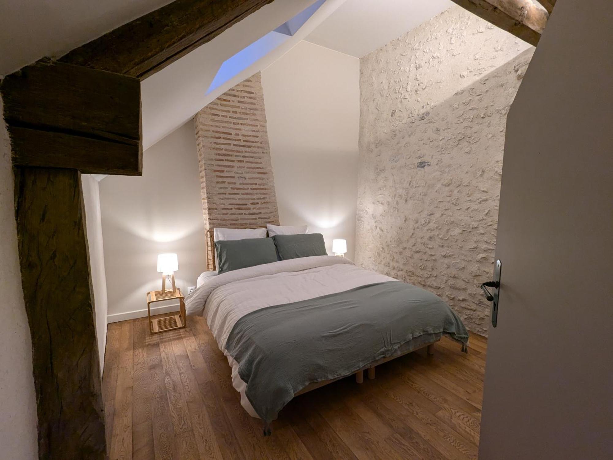 La Sourciere Beaugency Hotel Exterior photo
